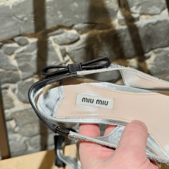 Miu Miu Silver Glitter Slingback Bow Pumps - Picture 10 of 13